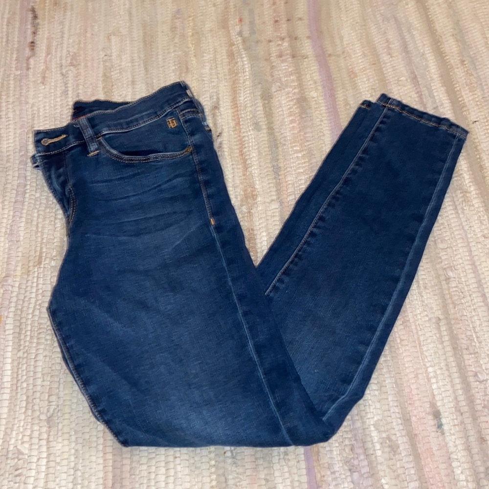 Tommy Hilfiger classic jeans size 2. NWOT